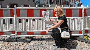 Die 15-jährige Maria Tsymbal sucht nach ihrer Katze Tesla. Das Tier ist nach dem verheerenden Brand in der Villinger Innenstadt ...