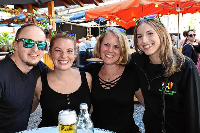 Bild 34: Los geht‘s! Das Wollmatinger Dorffest 2025 ist endlich eröffnet
