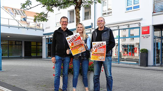 Martin Bühler, Catherine Stutz und Manfred Schnell stellen das Programm vor. Bild: twi