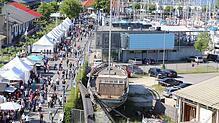 Die Bodenseewoche von oben aus dem Riesenrad fotografiert.