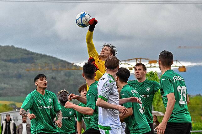 Bild 22: FC Zell gewinnt Pokal-Viertelfinale beim SV Herten mit 1:0 – wir haben Fotos!