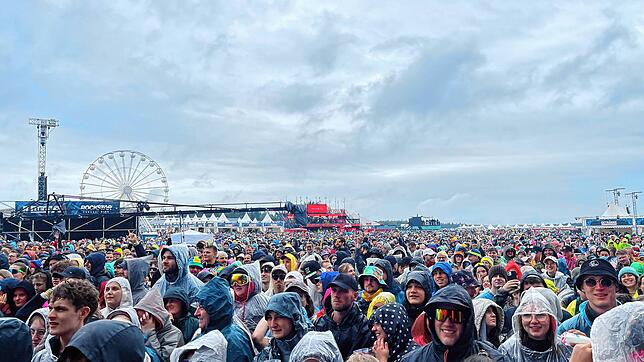 Bild 6: Alle Bilder vom Auftritt von Ski Aggu beim Southside 2024