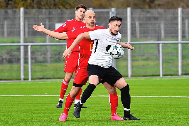 Bild 9: SV Herten muss mit 1:1 beim FC Wallbach zufrieden sein &ndash; und wir haben Bilder!