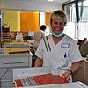 Karin Amann arbeitet seit 1993 &bdquo;mit Leib und Seele&ldquo;, wie sie selbst sagt, als Krankenschwester im Klinikum Friedrichshafen.