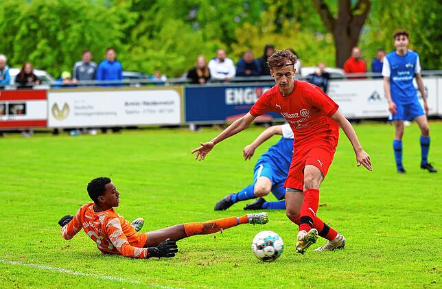 Bild 1: Die besten Bilder vom Pokalfinale der B-Jugend zwischen Bohlingen und  SG Gottmadingen-Bietingen