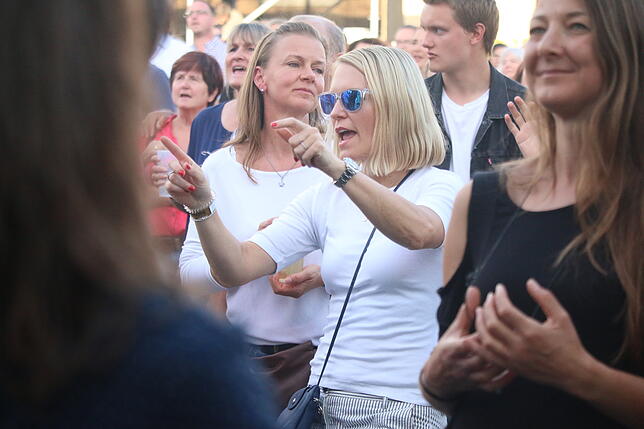 Bild 20: Bilderstory: Seven und Flo Mega begeistern auf dem Marktplatz in Markdorf