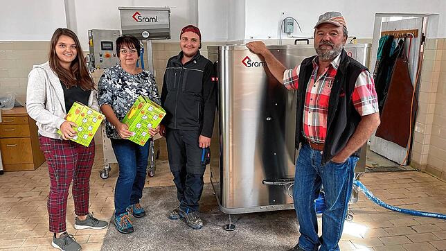 Das gemeinsame Hobby Mosten verbindet die Familie Preis. Von links: Tochter Ann-Katrin, Mutter Carola, Sohn Jonas und Vater Matthias.