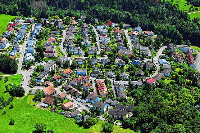 Voll bebaut präsentiert sich der Meierhof heut.