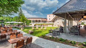 Die Rothaus-Brauerei in Grafenhausen bietet einen weitläufigen Biergarten, der zum gemütlichen Verweilen einlädt.