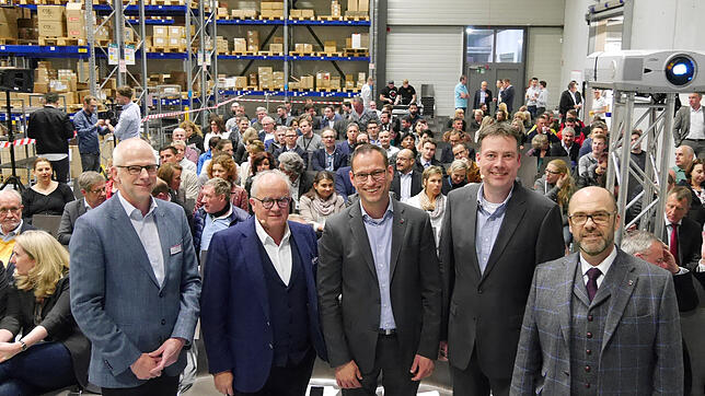 Wirtschaftsförderung war Bürgermeister Rupert Metzler (rechts) stets ein wichtiges Anliegen &ndash; wie hier beim Gründertag mit ...