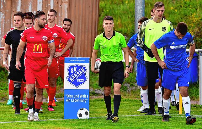 Bild 5: FC Wallbach setzt sich mit 2:0 beim SV Karsau durch &ndash; und wir haben Bilder!