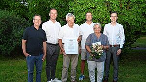 Freude über Ehrungen (von links): Bernd Baldischwieler, Felix Schreiner, Karl Stärk (Ehrenmitglied), Fritz Schreiner, Elke Grimm (25 ...