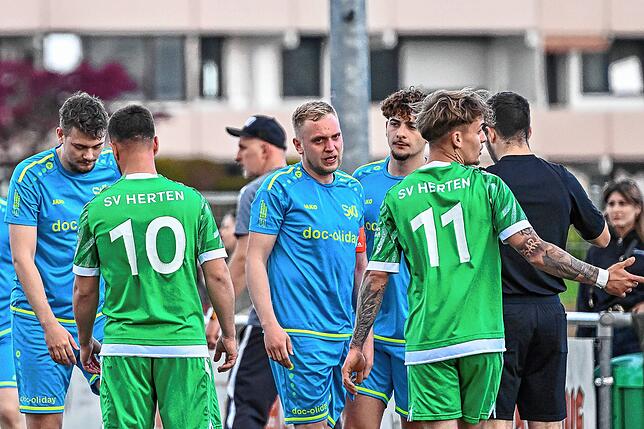 Bild 35: SV Herten besiegt den SV Jestetten mit 5:0 – und wir haben Fotos!