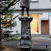 Der Karle-Steuer-Brunnen.