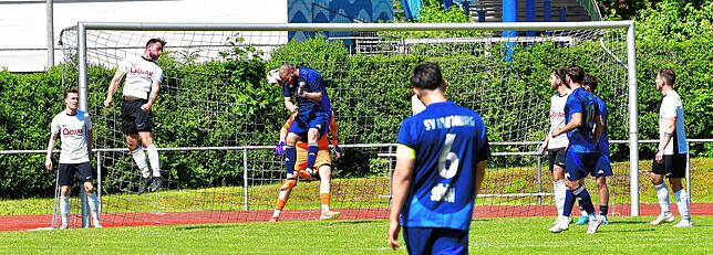 Bild 14: SG FC Wehr/Brennet setzt sich mit 6:1 gegen den SV BW Murg durch – und wir haben Fotos!