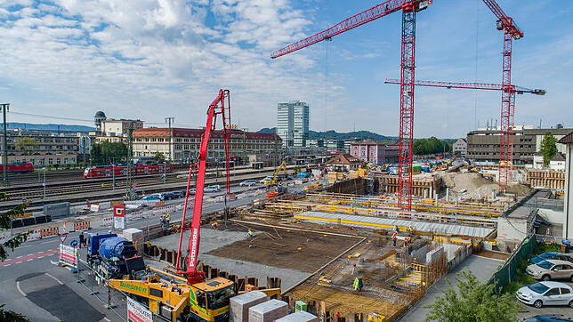 Auf gleicher Höhe: Im östlichen Bereich der Cano-Baustelle ist die Ebenerdigkeit erreicht.