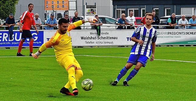 Bild 15: VfB Waldshut sichert in der Nachspielzeit das 2:2 gegen Aufsteiger SG Mettingen/Krenkingen &ndash; und wir haben Bilder!