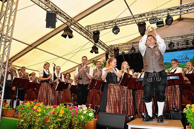 Bild 2: Bilder vom Pfingstmusikfest des Musikvereins Riedheim