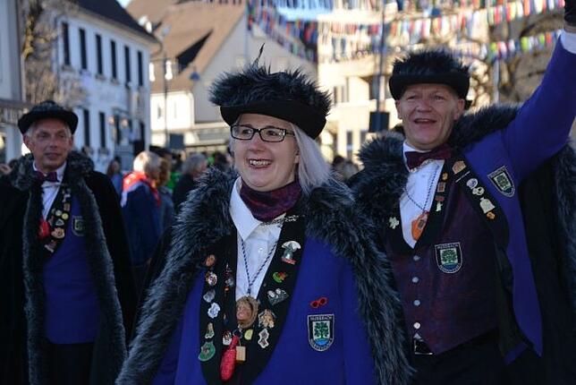 Bild 32: Bilder vom Narrentreffen der Urviecher-Zunft Bad Dürrheim: Großer Festumzug (5)