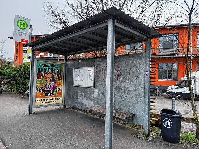 Wer ohne Umstieg zum Bahnhof kommen will, muss die Linie 6 nehmen. Sie fährt am Neuwerk ab, etwa fünf Gehminuten vom Mobilpunkt entfernt.