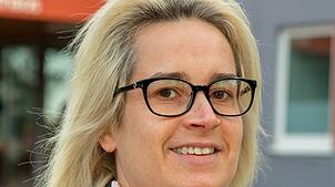 AfD-Gemeinderätin Janine Steiner legt ihre Ämter im Gemeinderat und Kreistag nieder.