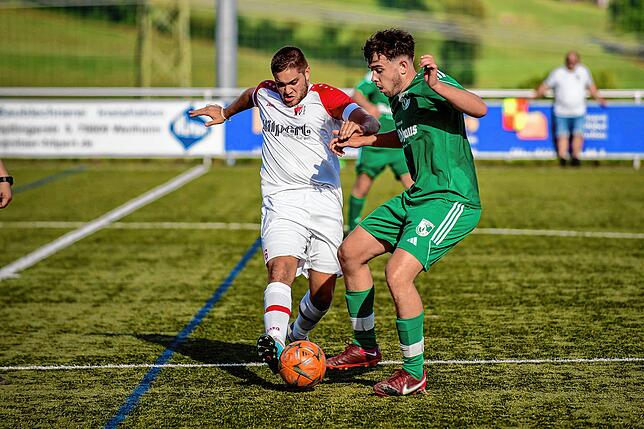 Bild 3: SV Waldhaus gewinnt bei der SG Weilheim/Gurtweil mit 2:1 &ndash; wir haben Bilder!