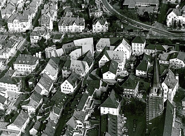 Die neu gebaute Höllturmpassage im März 1984.