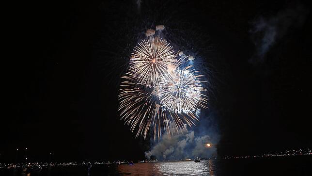 Bild 4: Konstanzer Seenachtfest 2022: Fotos vom großen Finale beim Feuerwerk an der Kunstgrenze