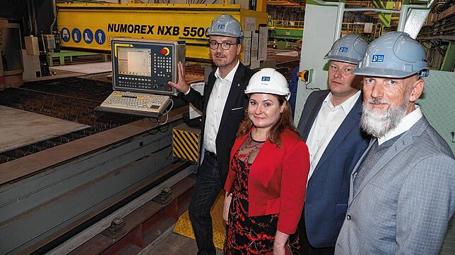 (Archivbild) Baubeginn für die neue Fähre der Linie Konstanz-Meersburg im Jahr 2018: Auf der Werft Pella Sietas in Hamburg ist das erste ...