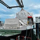 Eigentlich sollte die neue Fähre mit Flüssiggasantrieb (LNG) schon seit Frühjahr 2020 zwischen Konstanz und Meersburg pendeln. Zwei ...