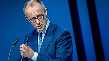 Friedrich Merz (CDU) will strenge Sanktionen bei der Neuen Grundsicherung. Ein Plan, der auch Kritiker kennt.
