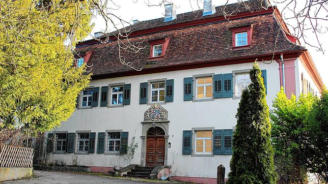 Das Schloss Bohlingen aus dem Jahre 1686 wird in den kommenden zwei Jahren grundlegend umgebaut, hier sollen neun attraktive Wohnungen ...