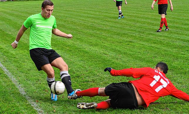Bild 23: Schnappschüsse aus der Bezirksliga-Saison 2012/2013
