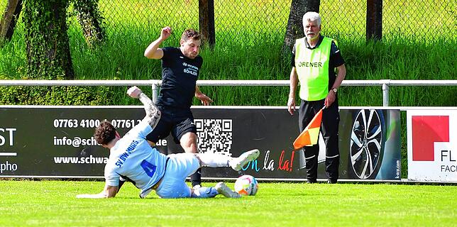 Bild 31: SV Blau-Weiß Murg besiegt SG FC Wehr/Brennet mit 2:0 – und wir haben Bilder!