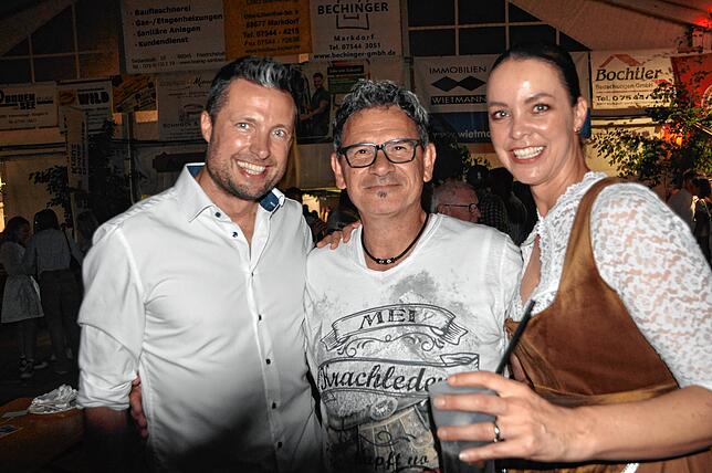 Bild 20: Vollgasstimmung war bei der Dirndl- und Lederhosenparty in Leimbach