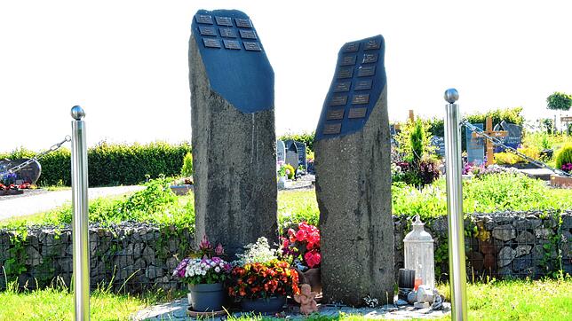 Auf dem Friedhof Liggersdorf stehen schon zwei Urnenstelen. Im Herbst sollen auch welche auf dem Friedhof Deutwang/Mindersdorf stehen.