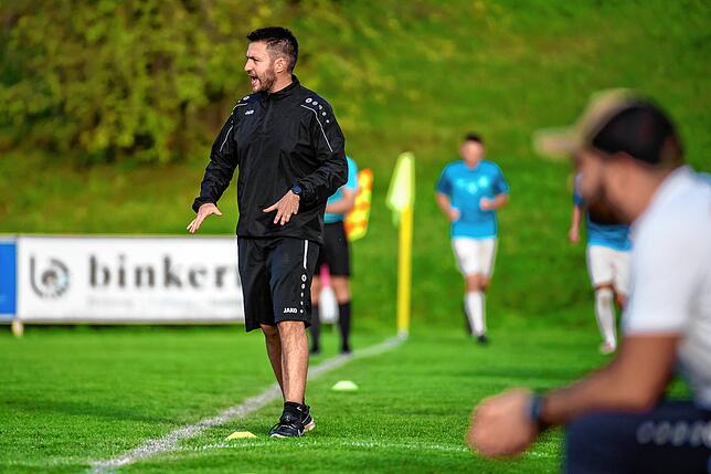 Bild 3: FC Erzingen trotzt Tabellenführer VfR Hausen ein 1:1 ab &ndash; und wir haben Bilder!