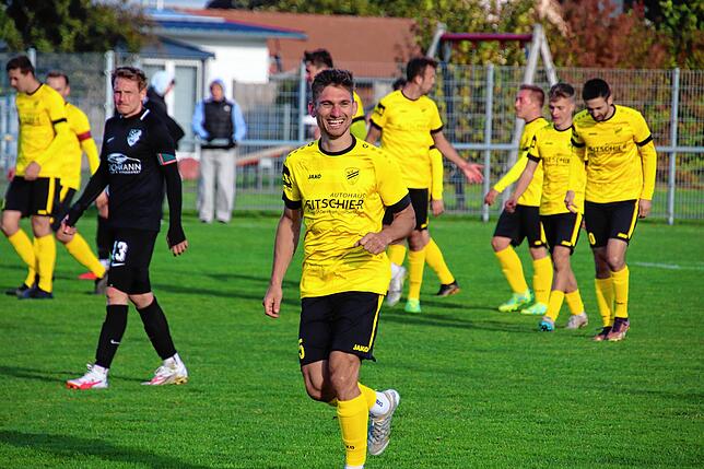 Bild 1: Die besten Bilder der Landesliga-Partie zwischen dem SV Denkingen und dem FC Gutmadingen