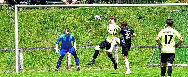 Bild 29: SV Eschbach siegt 3:0 bei Spitzenreiter SG FC Wehr/Brennet II – und wir haben Fotos!