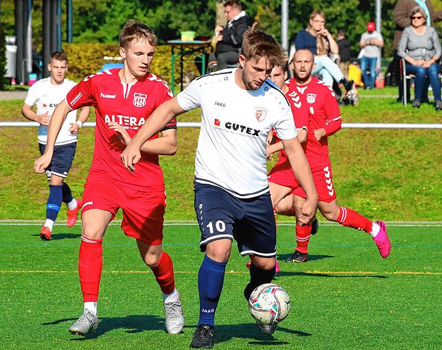 Bild 23: FV Lörrach-Brombach U23 feiert beim 3:0 gegen den FC Schlüchttal seinen zweiten Sieg in Folge &ndash; und wir haben die Bilder