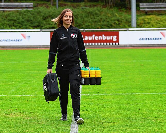 Zuverlässig: Lilian Spingler bleibt dem SV Jestetten als Physiotherapeutin erhalten. „Dafür gebührt ihr Dank und Anerkennung nach ...
