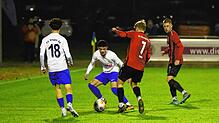 Bild : Unsere Bildergalerie der Landesliga-Partie zwischen dem FC Singen 04 und dem FC Königsfeld