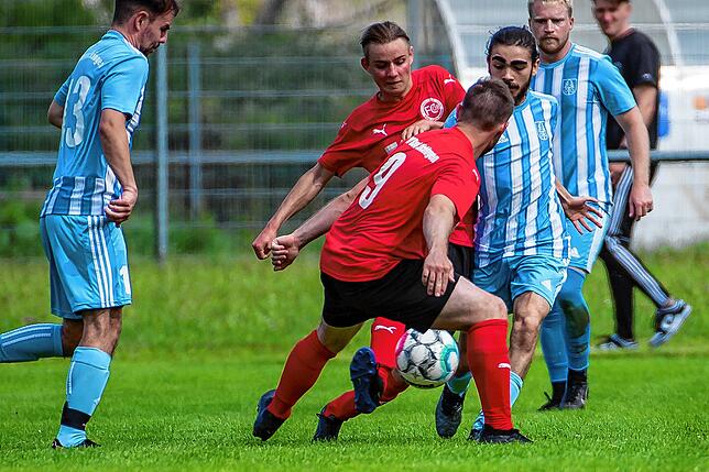 Bild 32: SV Obersäckingen gewinnt Pokal-Derby gegen FC 08 Bad Säckingen mit 5:2 &ndash; wir haben Bilder!