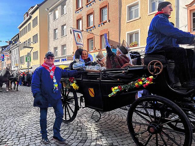 Bild 24: Fasnet: Und der Ministerpräsident feiert mit (1)
