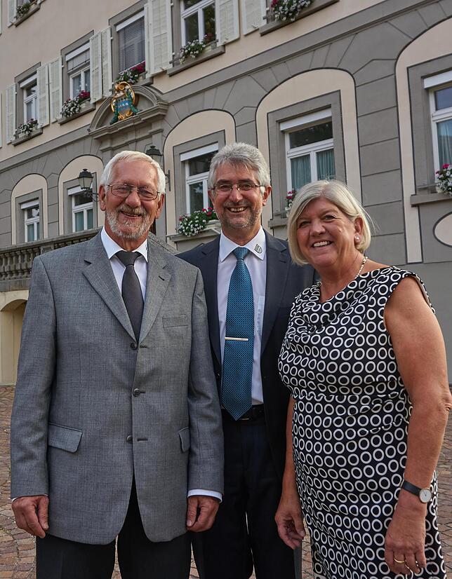 Ersatspieler: Seit 15 Jahren ist Paul Erhart (CDU, links) bereits erster Stellvertreter für Bürgermeister Michael Thater (Mitte). Auf ...