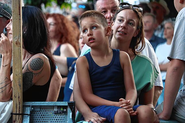Bild 9: Schloss Salem Open-Air: Rea Garvey und ClockClock begeistern 4000 Besucher