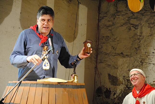 Bild 2: Narro-Zunft Waldshut: Der goldene Hering  2019 geht an  Rita Mosel