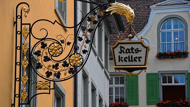 Findet sich für den Ratskeller doch noch ein Pächter? Die Stadt Meersburg will einen letzten Versuch starten, den Ratskeller für eine ...