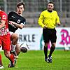 Double im Visier: Noah Wagner (vorn) – hier beim 3:3 im Spitzenspiel gegen den Verfolger SSV Ulm – peilt mit der U19 des SC Freiburg ...