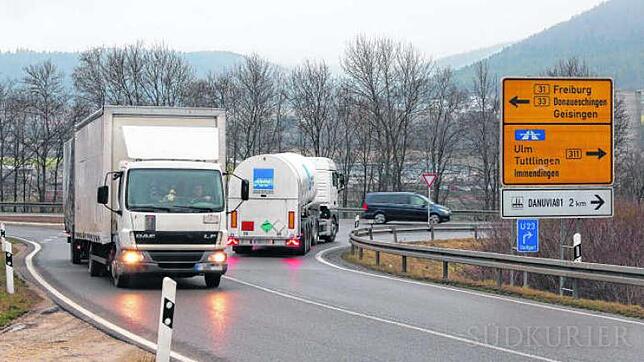 Geht es nach dem Willen der Geisinger Kommunalpolitiker, soll der unfallträchtige Einmündungsbereich der Landstraße bei Kirchen-Hausen ...